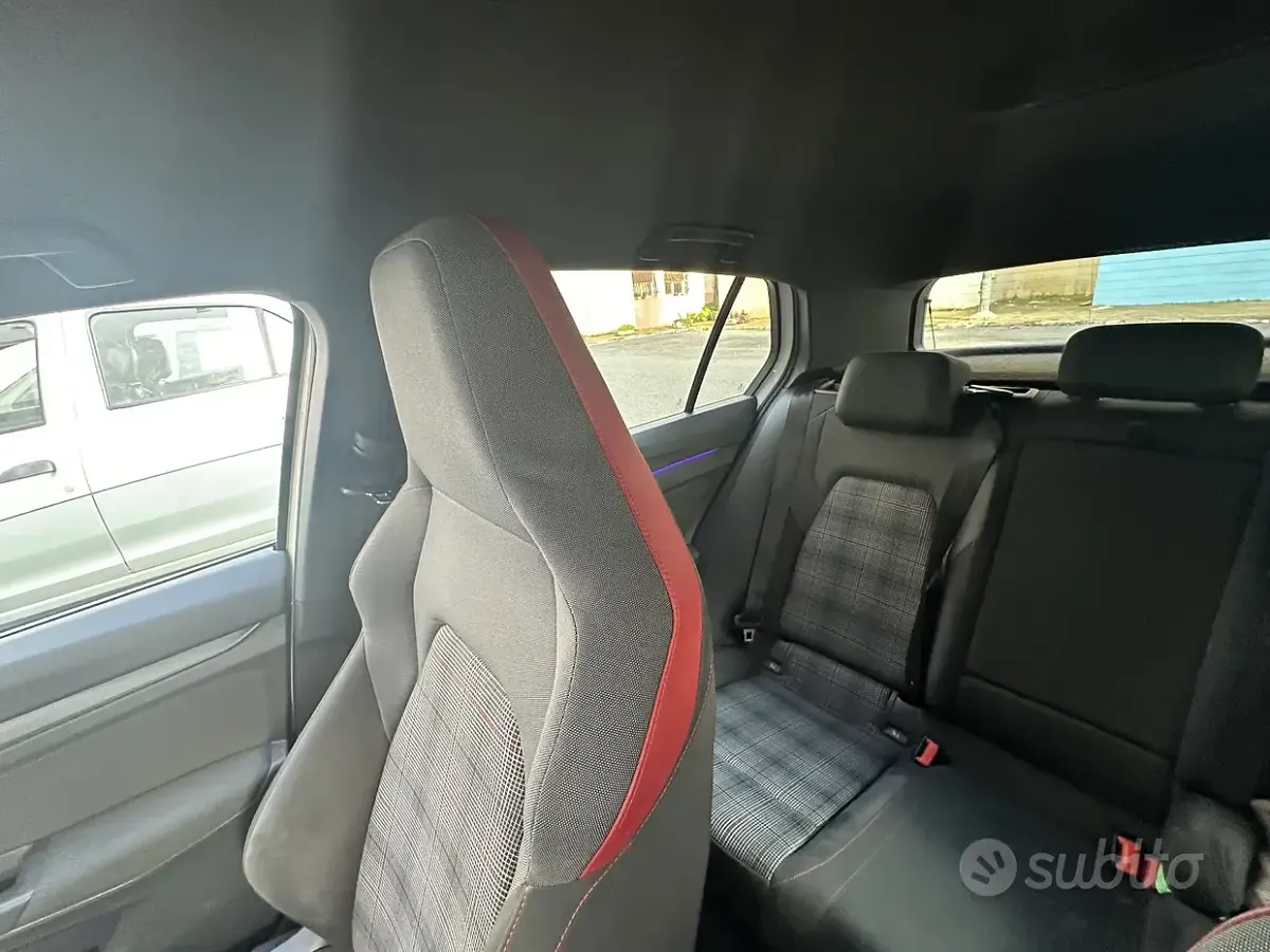 Usata VW Golf VIII GTI 2020 Bianco Berlina