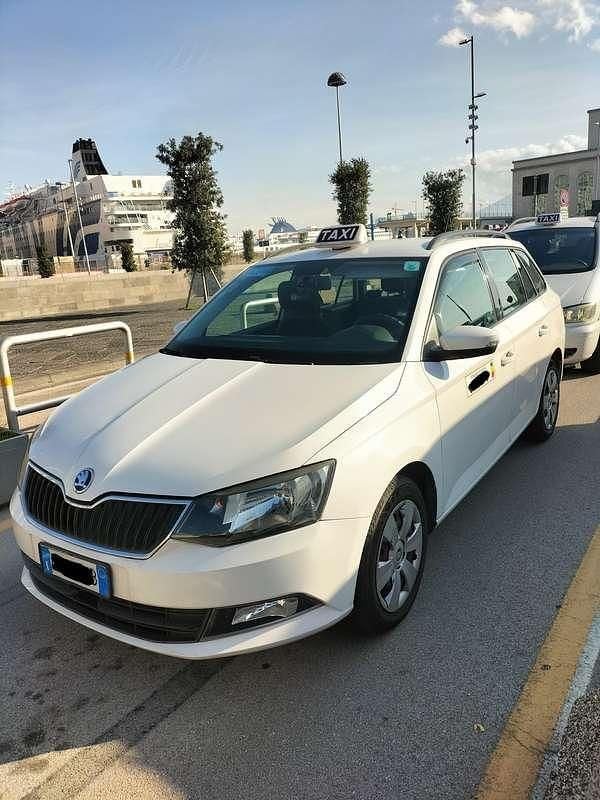 Usata Skoda Fabia Ambition 90 CV (66 kW) 1996 Bianco Utilitaria