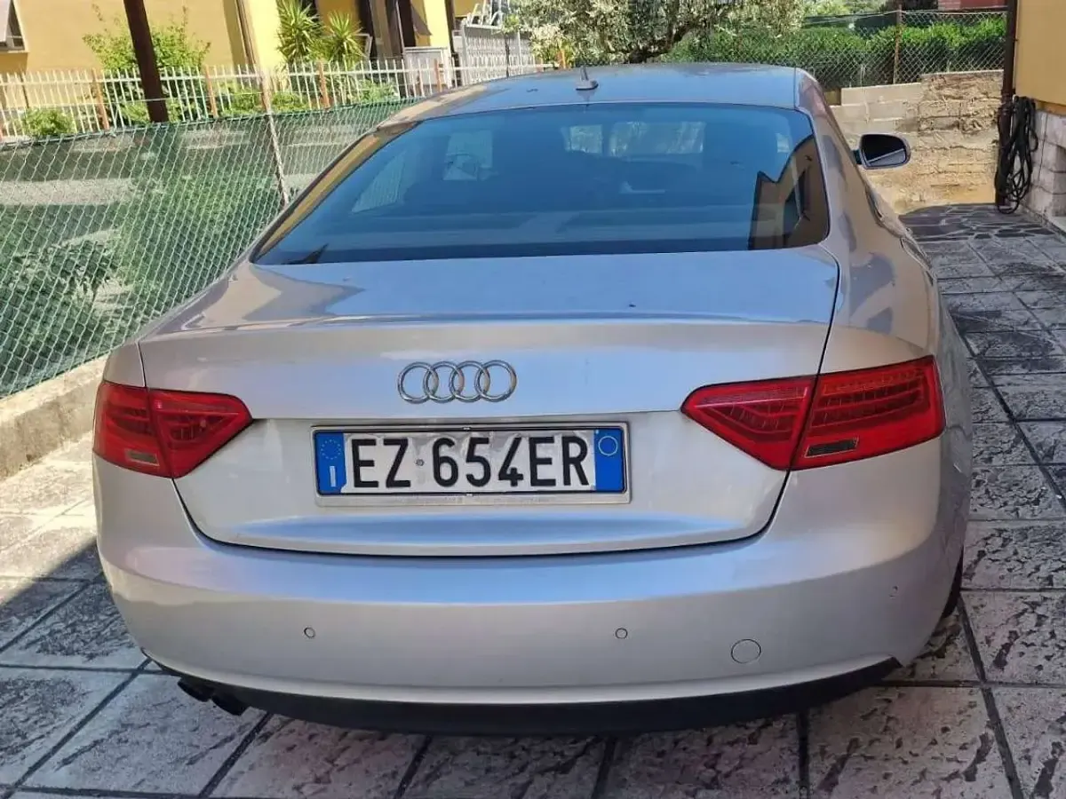 Usata Audi A5 Ambiente 177 CV (130 kW) 2013 Grigio Coupé