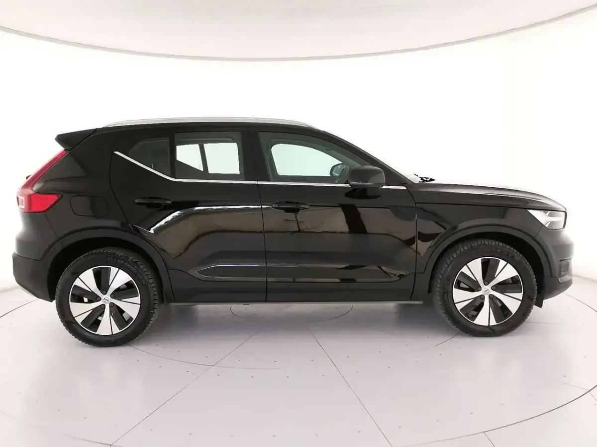 Usata Volvo XC40 Inscription 179 CV (131 kW) 2021 Nero SUV