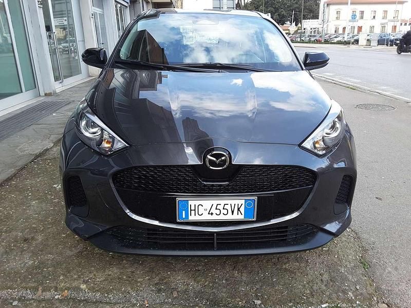 Nuova Mazda 2 Prime-Line 116 CV (85 kW) 2026 Lead grey met Utilitaria