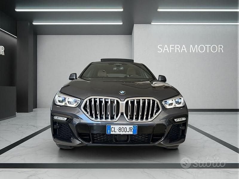 Usata BMW X6 M Sport 340 CV (250 kW) 2021 Grigio SUV