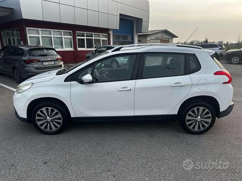 Usata Peugeot 2008 Active 92 CV (67 kW) 2013 Bianco SUV