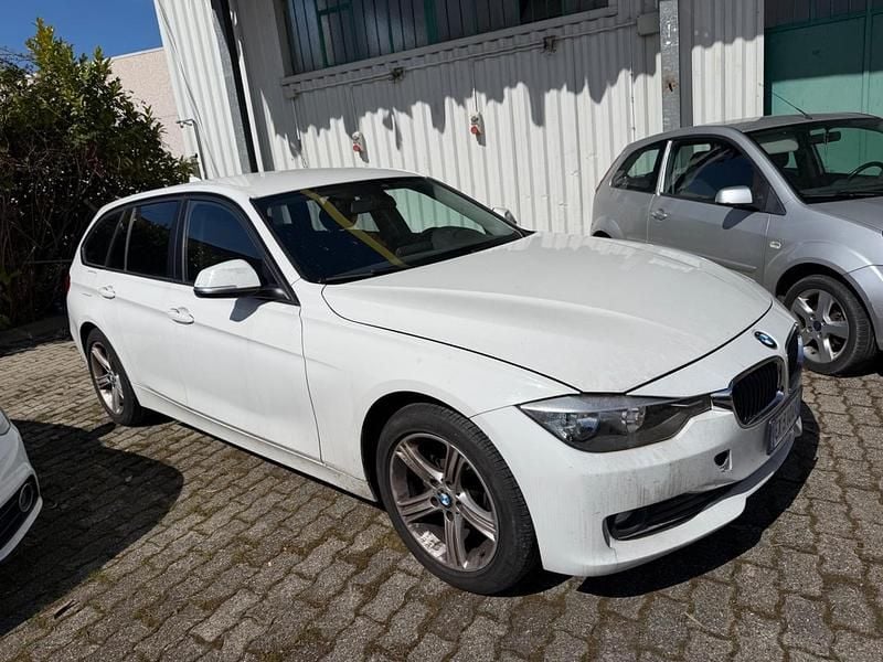 Usata BMW 318 M Sport 142 CV (104 kW) 2014 Bianco Station wagon