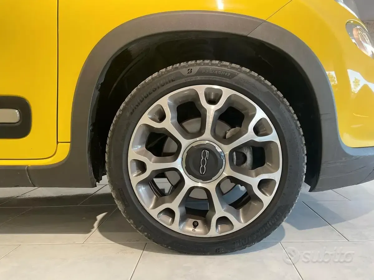 Usata Fiat 500L Lounge 105 CV (77 kW) 2013 Giallo Monovolume