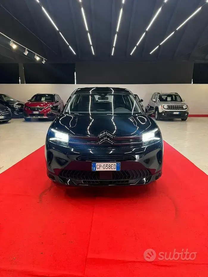 Usado Citroën C5 131 CV (96 kW) 2023 Negro Familiar