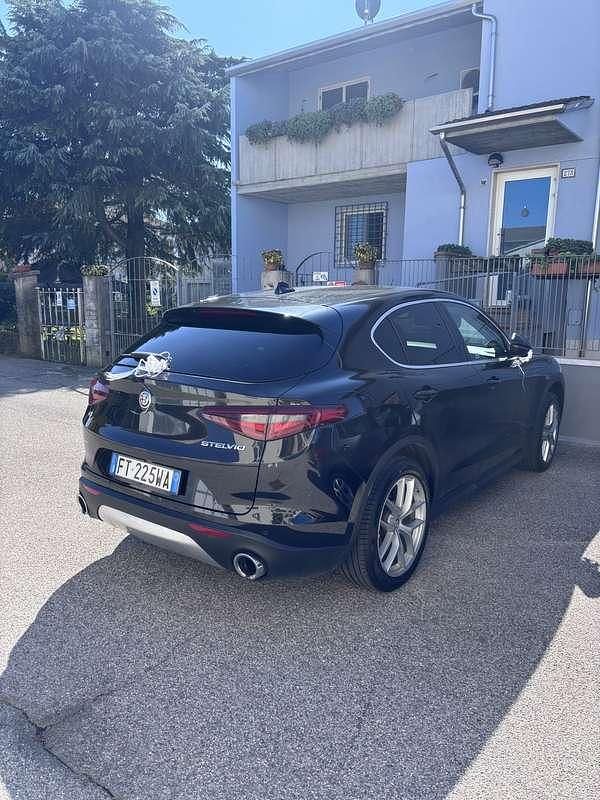 Usata Alfa Romeo Stelvio Executive 210 CV (154 kW) 2019 SUV