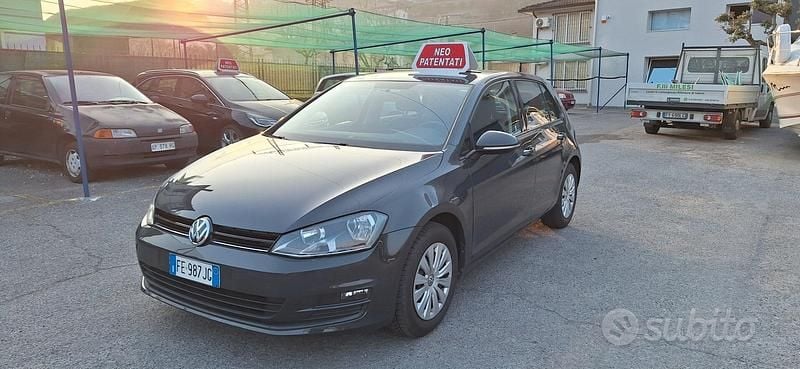 Usata VW Golf VII Trendline 86 CV (63 kW) 2016 Grigio Berlina