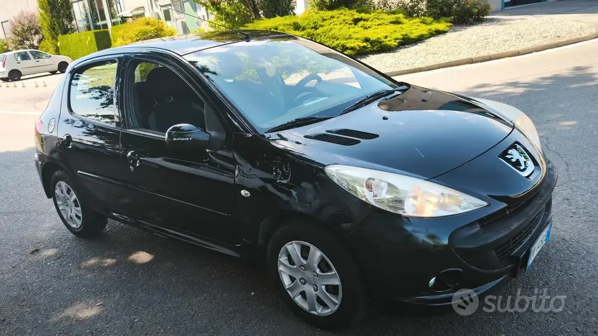 Usata Peugeot 206 60 CV (44 kW) 2009 Nero Berlina
