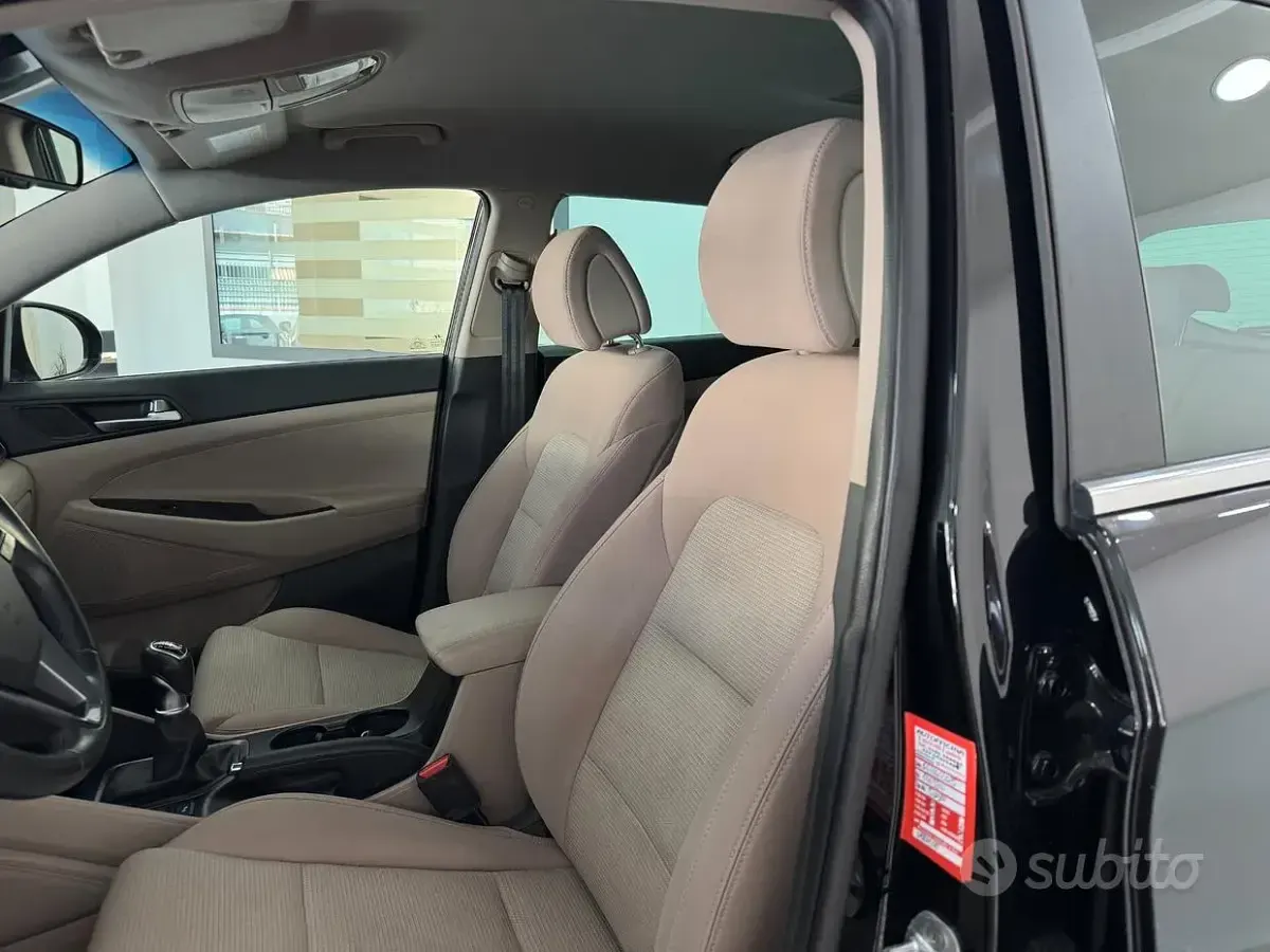 Usata Hyundai Tucson Xpossible 116 CV (85 kW) 2016 Nero SUV