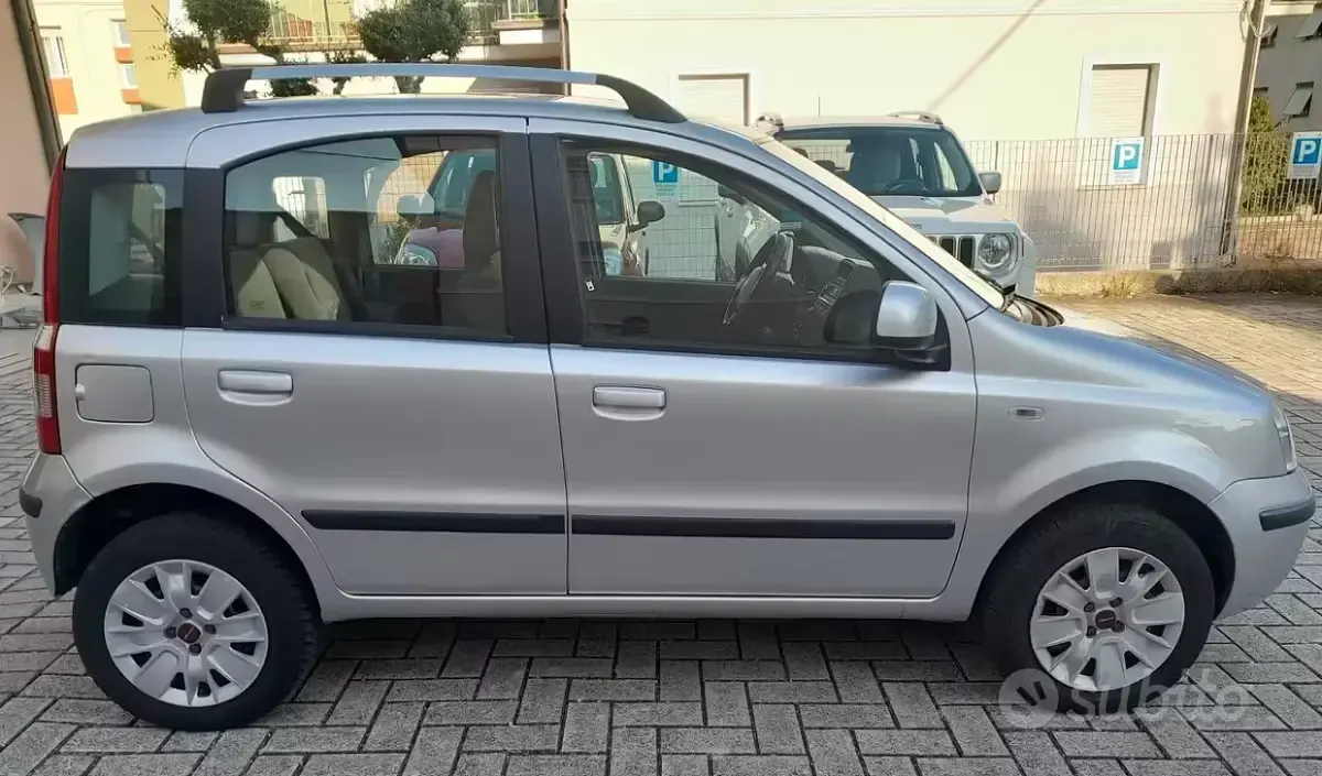Usata Fiat Panda 77 CV (56 kW) 2012 Grigio Utilitaria