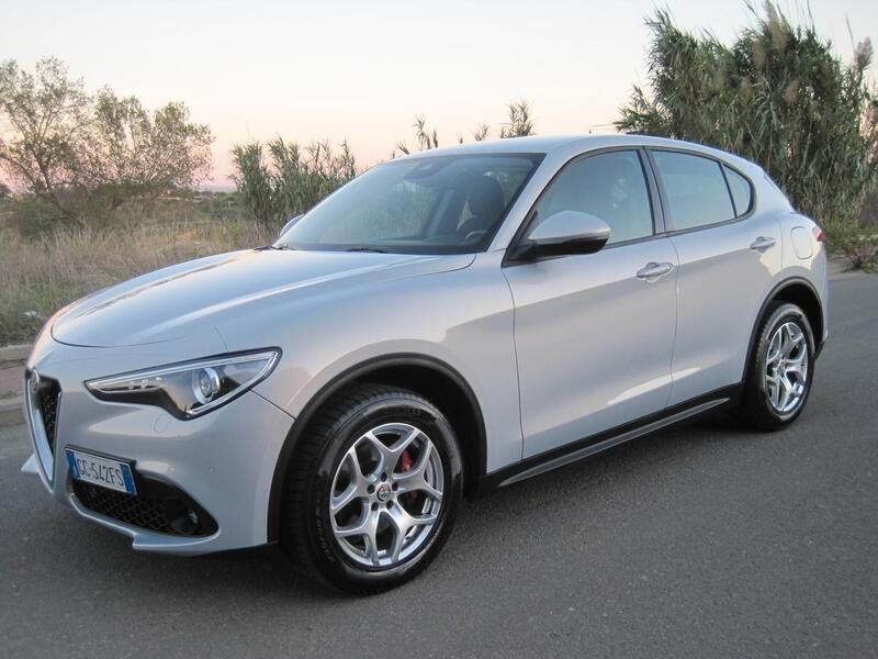 Usata Alfa Romeo Stelvio Business 190 CV (139 kW) 2020 Grigio SUV