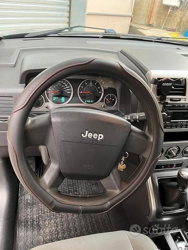 Usata Jeep Compass 140 CV (102 kW) 2007 Nero SUV