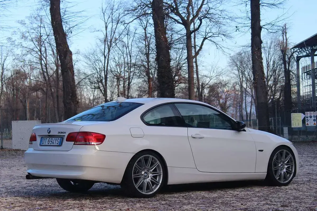Usata BMW 330 M Sport 272 CV (200 kW) 2009 Coupé