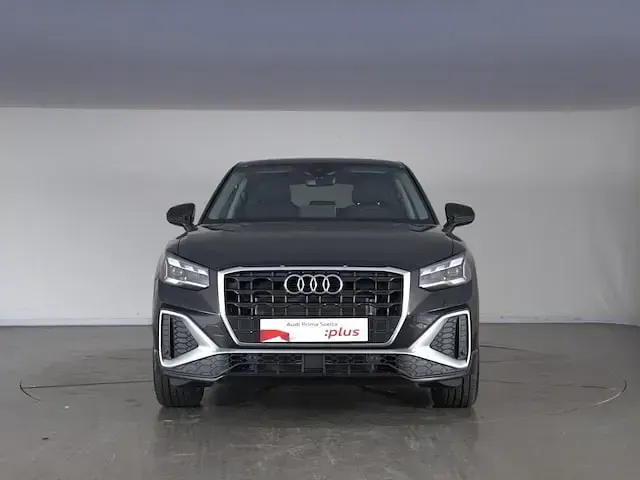 Nuova Audi Q2 S-Line 150 CV (110 kW) 2026 Nero mito metallizzato SUV