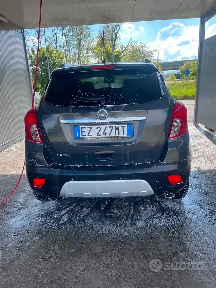 Usata Opel Mokka 140 CV (102 kW) 2015 Bluazzurro SUV