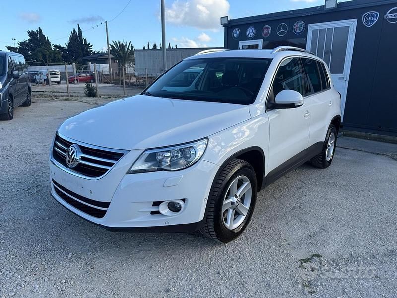 Usata VW Tiguan Sportline 140 CV (102 kW) 2010 Bianco SUV