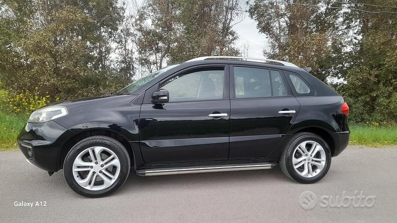 Usata Renault Koleos 150 CV (110 kW) 2012 Nero SUV