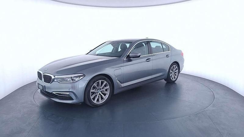 Other Usata 2019 BMW 530e Luxury Line Berlina | 23.650 € (Cara) - Immagine 1/4