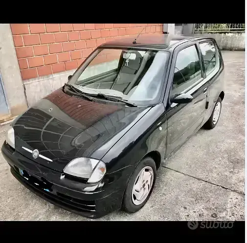 Usata Fiat 600 54 CV (39 kW) 2009 Nero Utilitaria