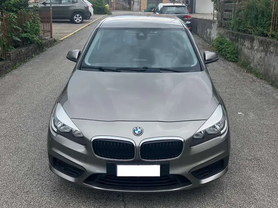 Usata BMW 218 Active Tourer 150 CV (110 kW) 2015 Grigio Monovolume