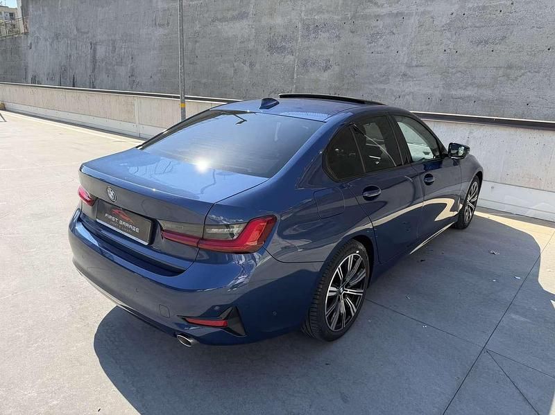 Begagnad BMW 318 Advantage 150 HK (110 kW) 2021 Blå Sedan