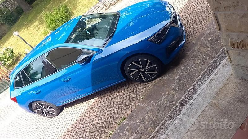 Usata Skoda Scala Sport 150 CV (110 kW) 2021 Blu Utilitaria