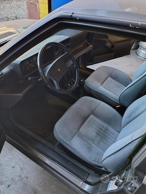 Usata Lancia Prisma 1987 Grigio Berlina