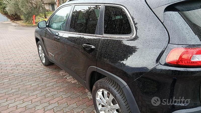 Usata Jeep Cherokee 200 CV (147 kW) 2017 Nero SUV