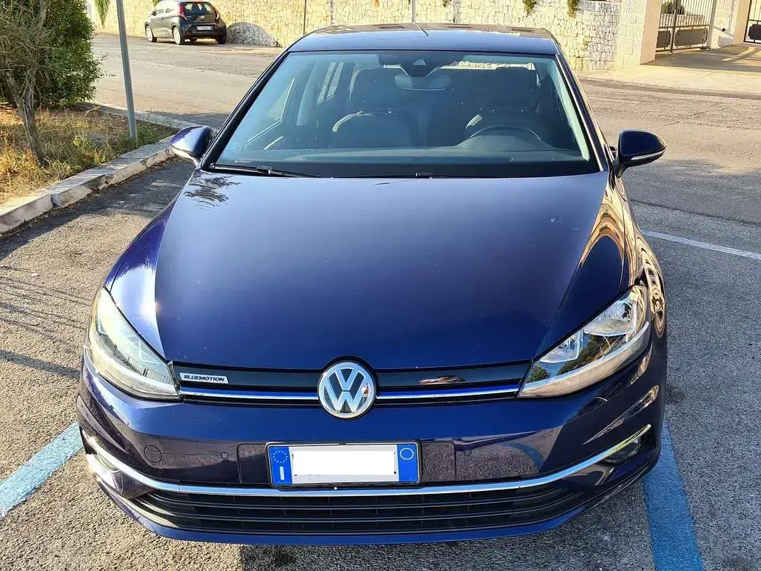 Usata VW Golf VII Highline 110 CV (80 kW) 2017 Blu/azzurro Berlina
