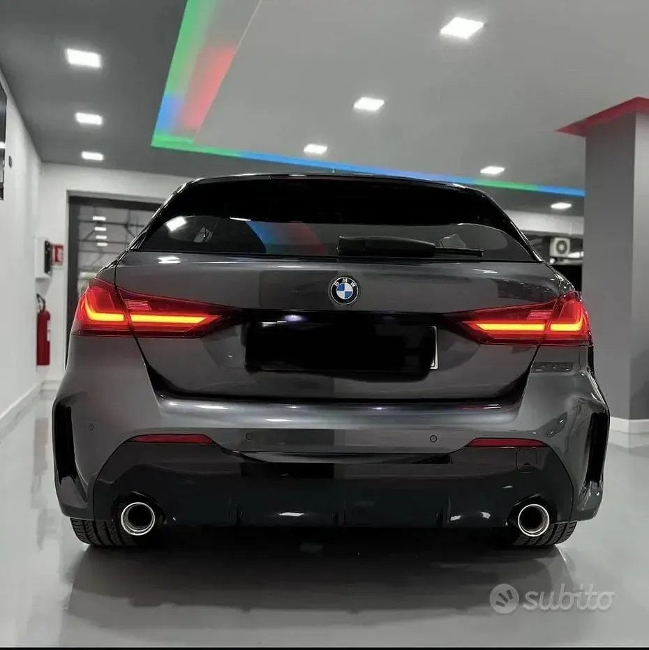 Usata BMW 120 Efficient Dynamics 190 CV (139 kW) 2020 Grigio Utilitaria