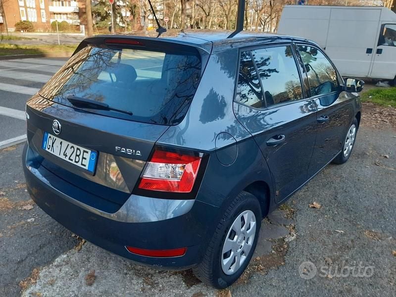 Usata Skoda Fabia Business Line 60 CV (44 kW) 2020 Grigio Berlina