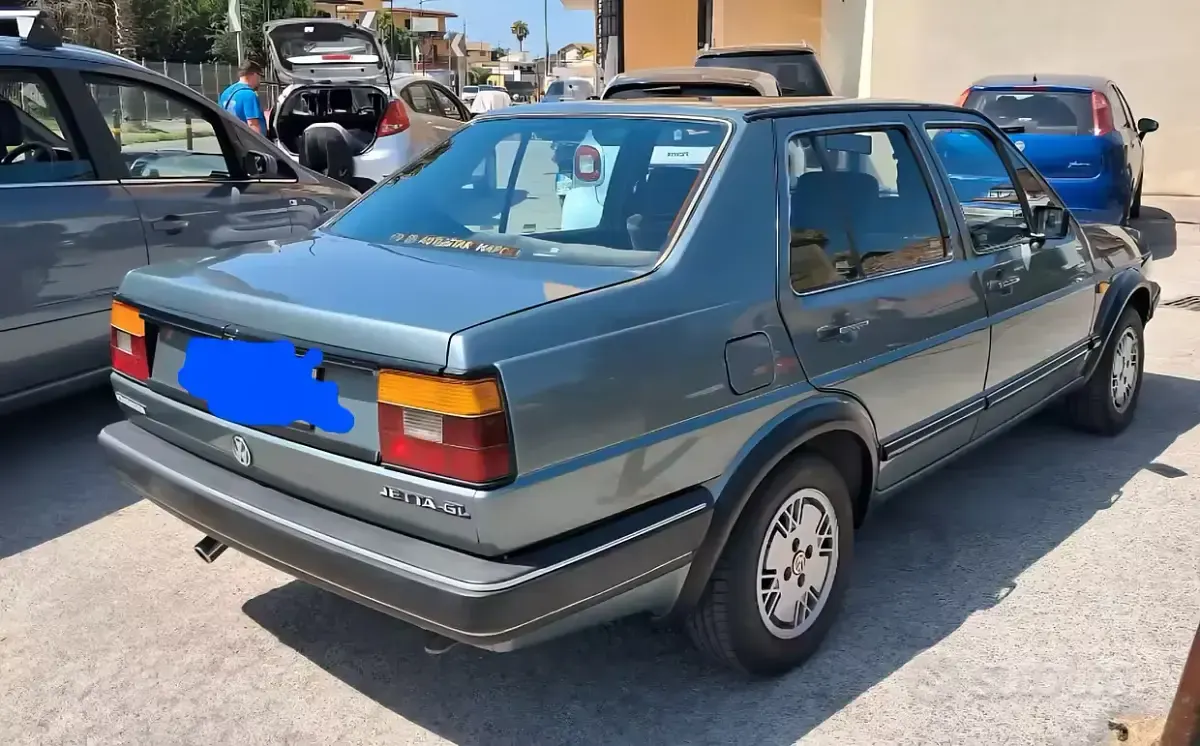 Usata VW Jetta 60 CV (44 kW) 1987 Verde Berlina