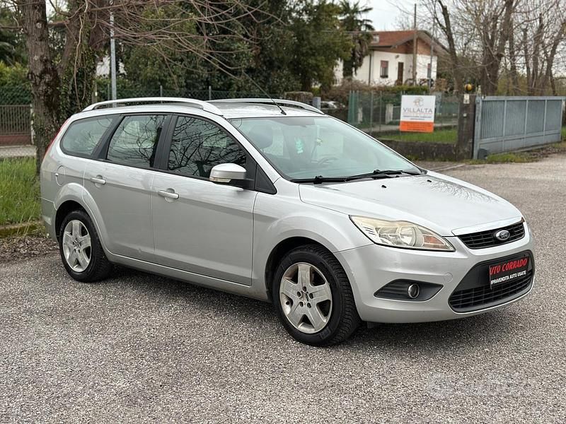 Brugt Ford Focus 90 HK (66 kW) 2009 Grå Stationcar