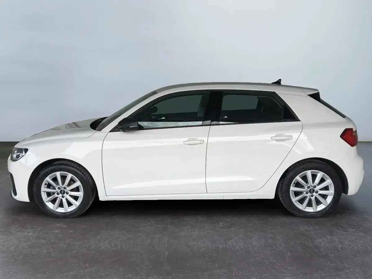 Usata Audi A1 Sportback Advanced 95 CV (69 kW) 2024 Bianco Utilitaria