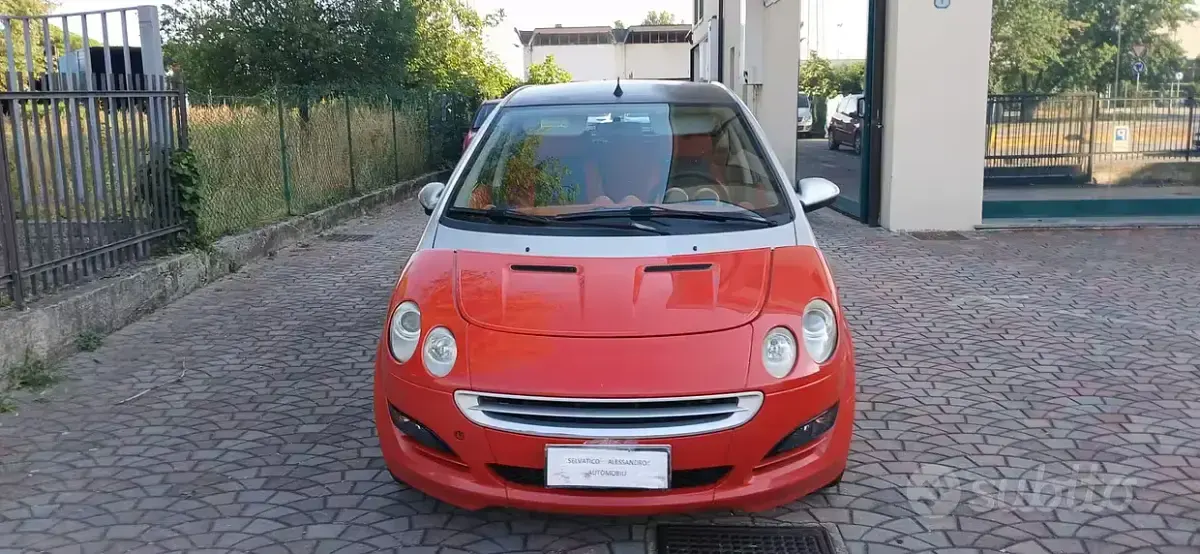 Usata Smart ForFour Passion 75 CV (55 kW) 2005 Rosso Utilitaria