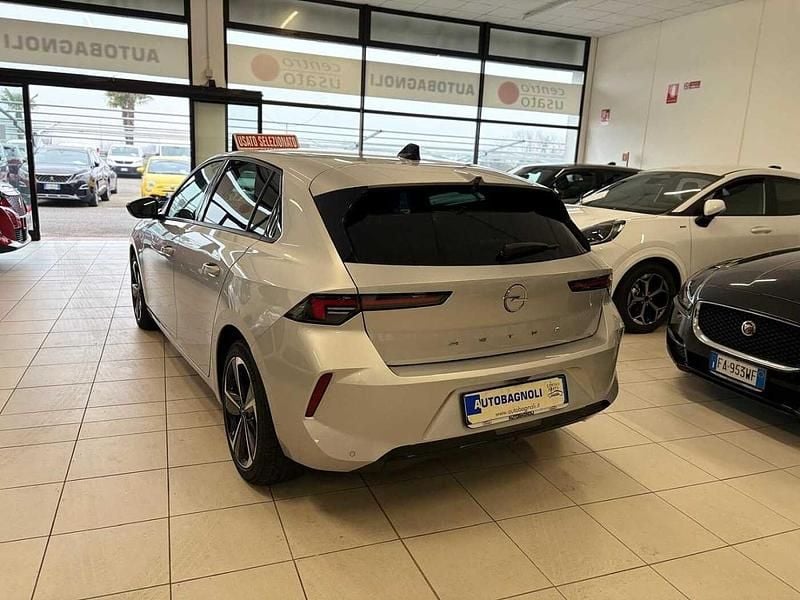 Usata Opel Astra 131 CV (96 kW) 2024 Argento Berlina
