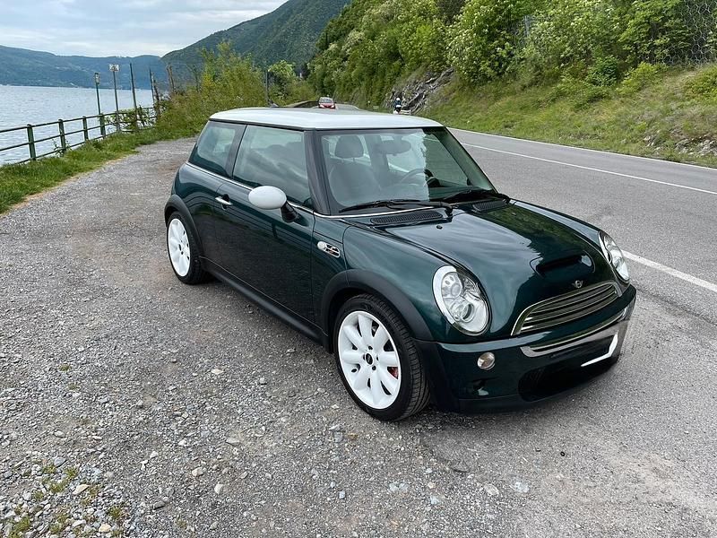 Usata Mini Cooper S 170 CV (125 kW) 2005 Verde Utilitaria