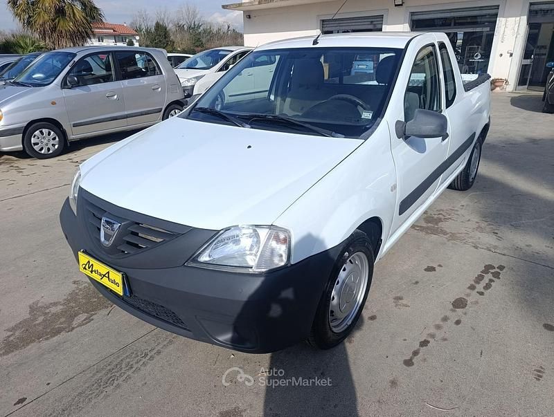 Usata Dacia Logan 75 CV (55 kW) 2012 Berlina
