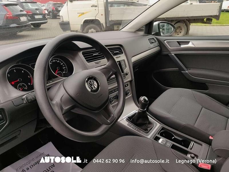 Usata VW Golf VII Comfortline 105 CV (77 kW) 2014 Argento Berlina