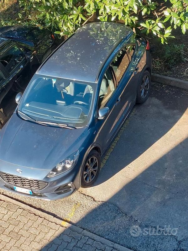 Usata Ford Kuga S 2021 Grigio SUV