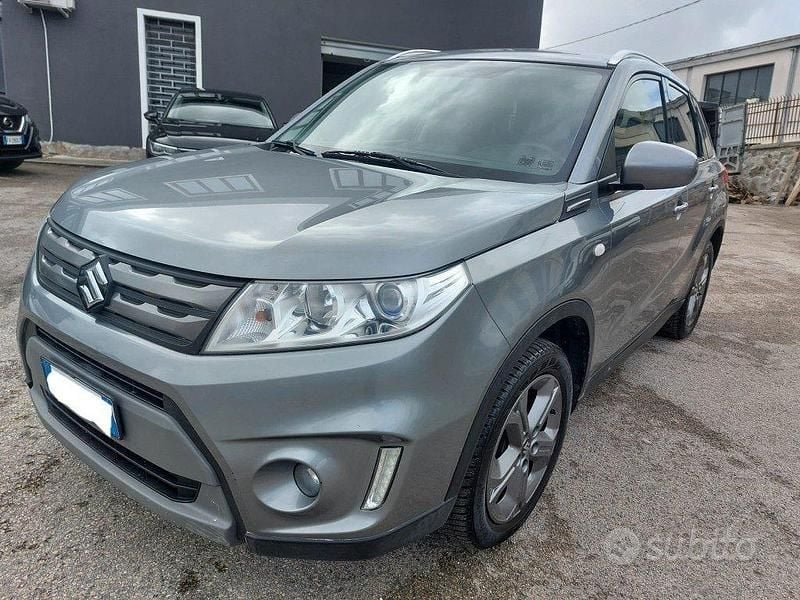 Usata Suzuki Vitara 119 CV (87 kW) 2016 Grigio SUV