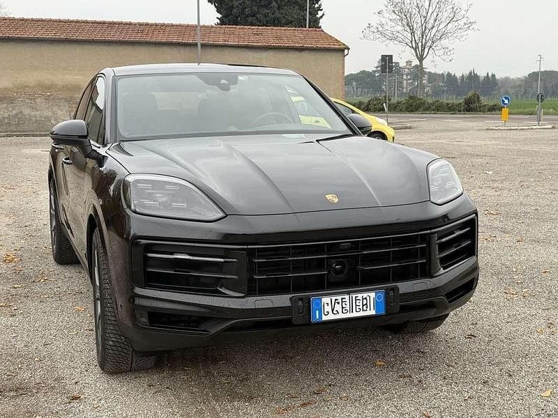 Usata Porsche Cayenne Coupe 354 CV (260 kW) 2024 Nero Coupé
