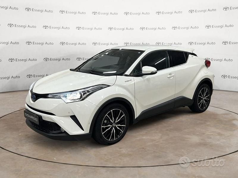 Usata Toyota C-HR Lounge 98 CV (72 kW) 2017 Bianco SUV