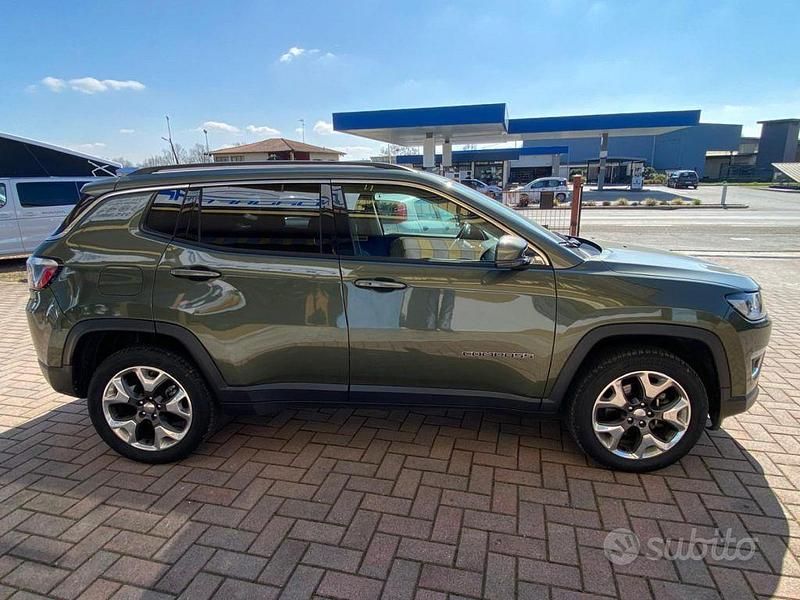 Usata Jeep Compass Limited 140 CV (102 kW) 2019 Verde SUV