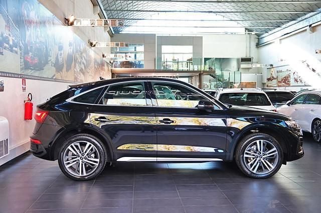 Usata Audi Q5 Sportback Advanced 265 CV (194 kW) 2022 Nero SUV
