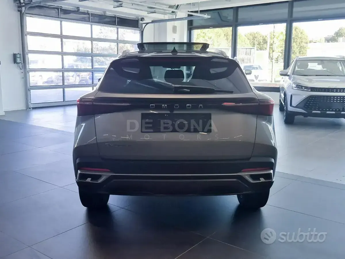 Nuova Omoda 5 147 CV (108 kW) 2025 Grigio SUV