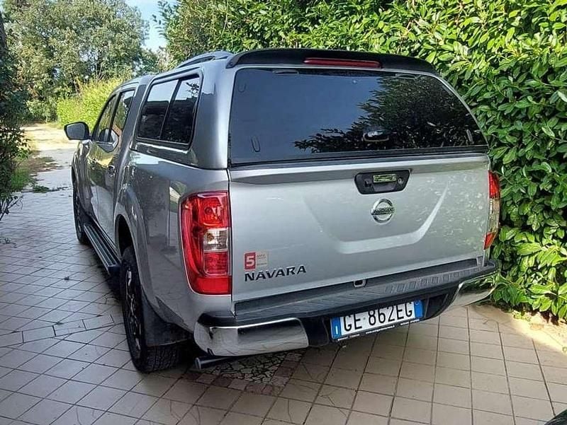 Usata Nissan Navara N-Connecta 190 CV (139 kW) 2020 Argento Pick-up