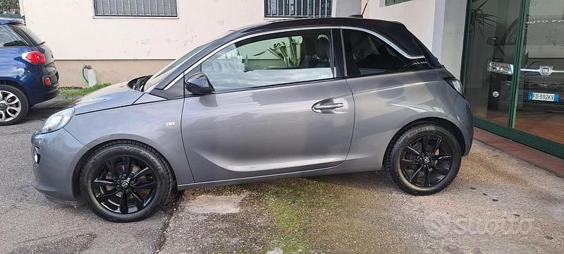 Usata Opel Adam Slam 87 CV (63 kW) 2017 Grigio Utilitaria