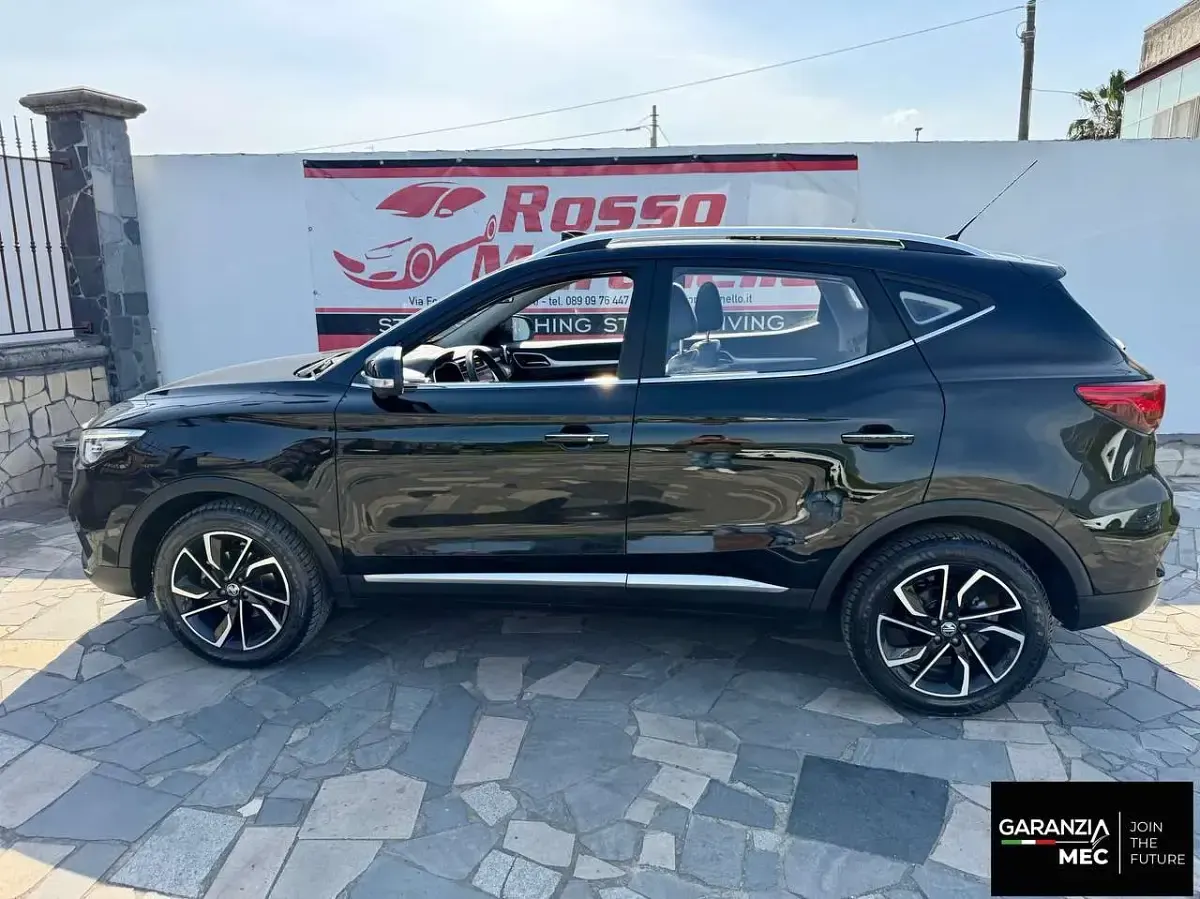 Usata MG ZS Luxury 111 CV (81 kW) 2022 Nero SUV
